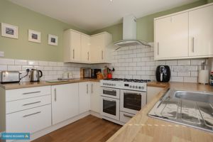 Kitchen/Diner- click for photo gallery